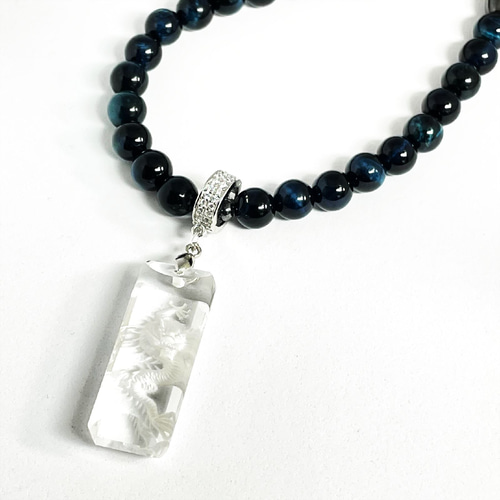 直感力を研ぎ澄ます】浮彫皇帝龍本水晶プレート ブルータイガーアイ