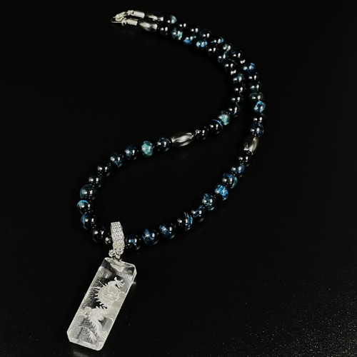 直感力を研ぎ澄ます】浮彫皇帝龍本水晶プレート ブルータイガーアイ