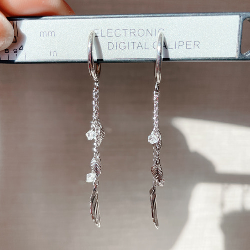 特価商品 ラクダさんのイヤリング ハンドメイド イヤリング