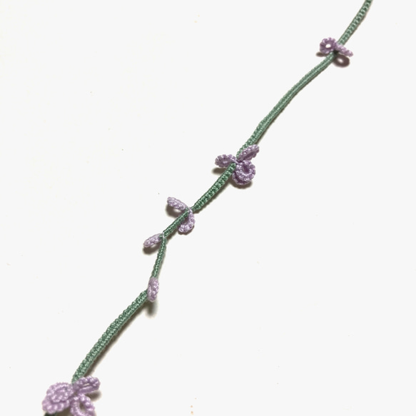 タティングレース  ラベンダー色のお花ネックレス 2枚目の画像