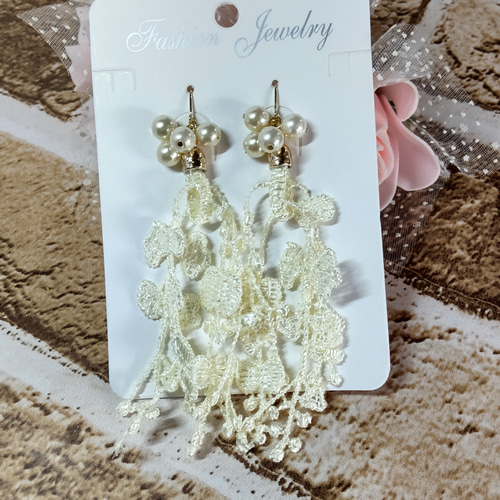 タッセルレースピアス/イヤリング ピアス（フック・チェーン