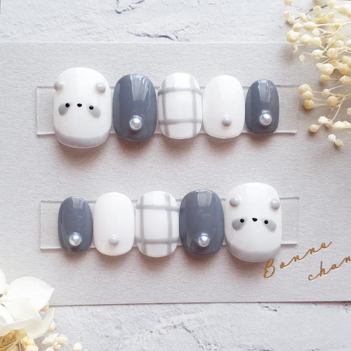 サイズオーダー】モノクロパンダのほっこりネイルチップ ネイルチップ  