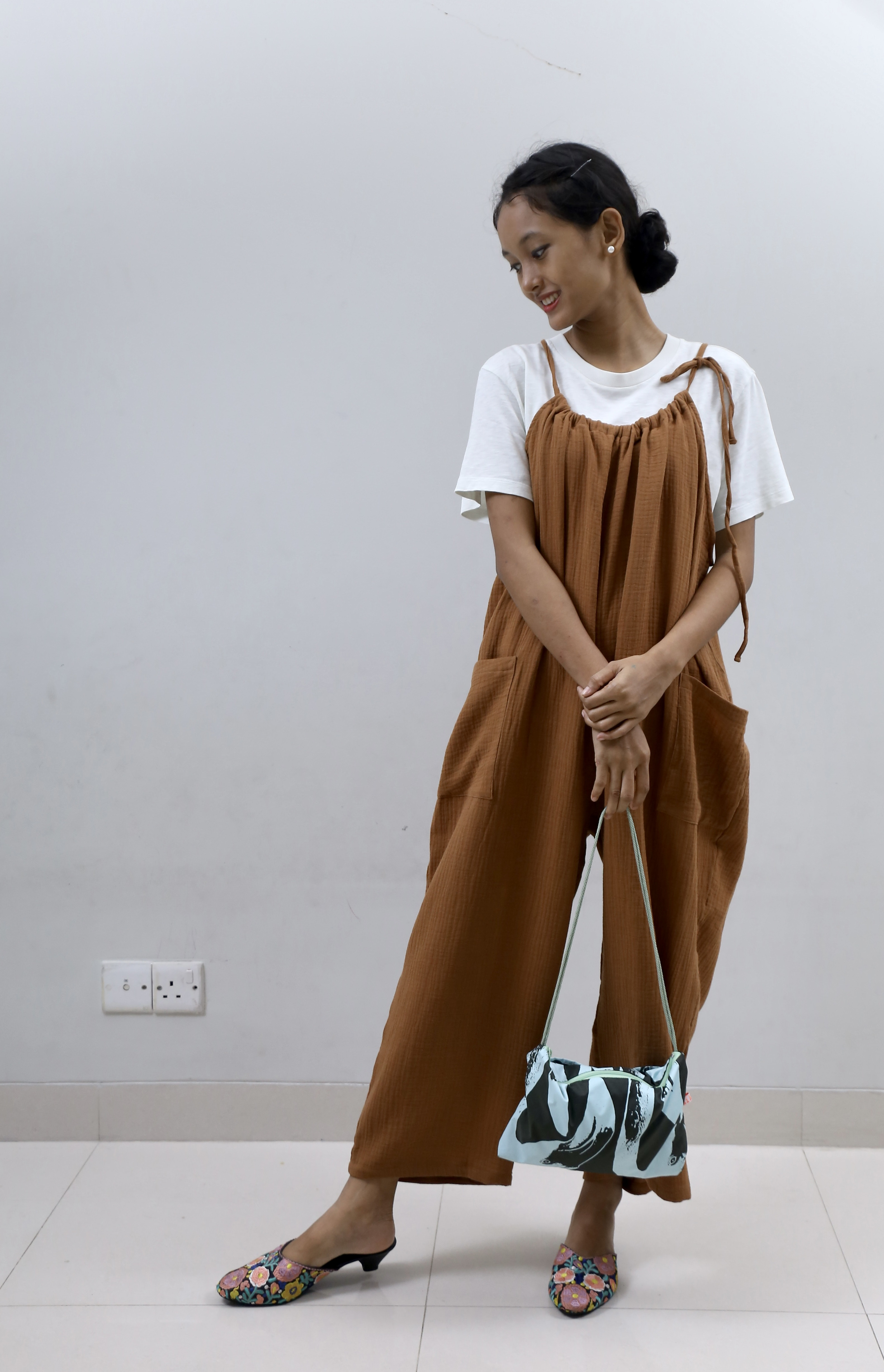 ダブルガーゼ　紐サロペット