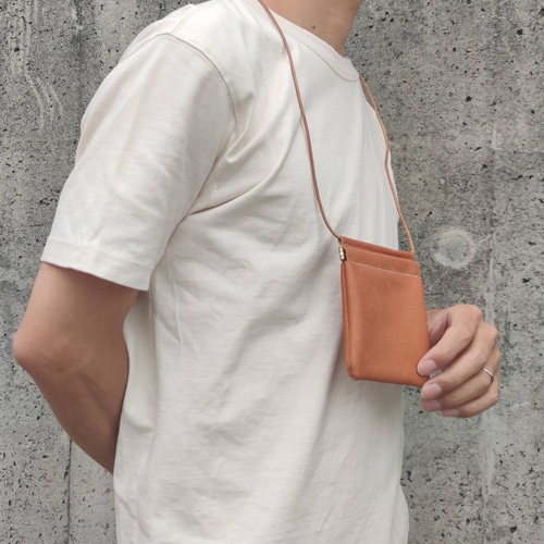 本革ブラウンレザーのクールなネックウォレット ミニレザー財布