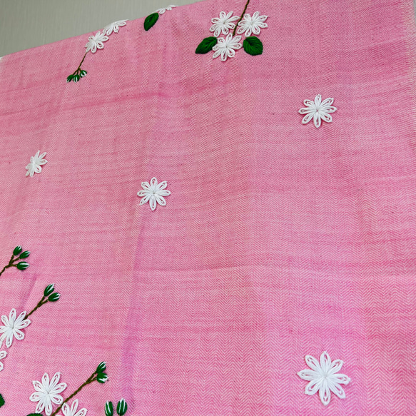 【春の期間限定セール中】花刺繍コットンストール 【ジャスミン・ピンク】 3枚目の画像