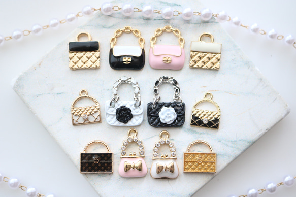 12個】バッグチャーム アソート ピンク 黒 白 キルティング カメリア