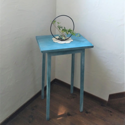 ブルーシャビーのサイドテーブル（花台）レギュラーサイズ 1枚目の画像