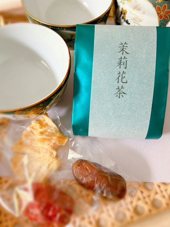 ジャスミン茶の高級品　台湾産　茉莉花茶（まつりか茶）　優しい香り　40g×1 カラフルパッケージ 2枚目の画像