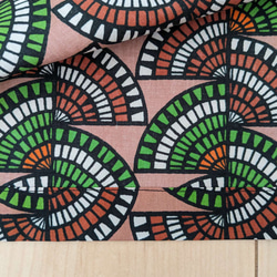 【裾上げ無料】ポケットつき【春夏　アフリカ　幾何学柄】ウエストゴムのコットンギャザースカート　 8枚目の画像