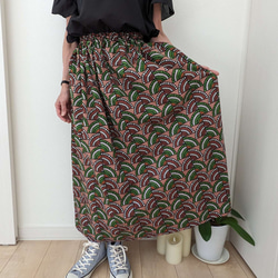 【裾上げ無料】ポケットつき【春夏　アフリカ　幾何学柄】ウエストゴムのコットンギャザースカート　 1枚目の画像