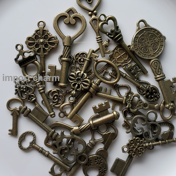 60【Albemuth】アンティーク風キーチャーム Albemuth】アンティーク風キーチャーム／1st Album「ADAM」「eve