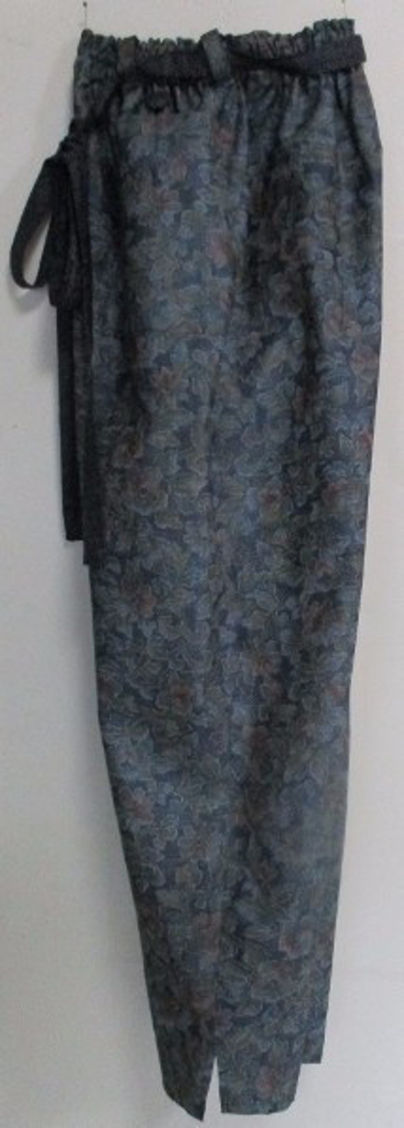 ７２０１　色大島紬の着物で作ったパンツ　＃送料無料 3枚目の画像