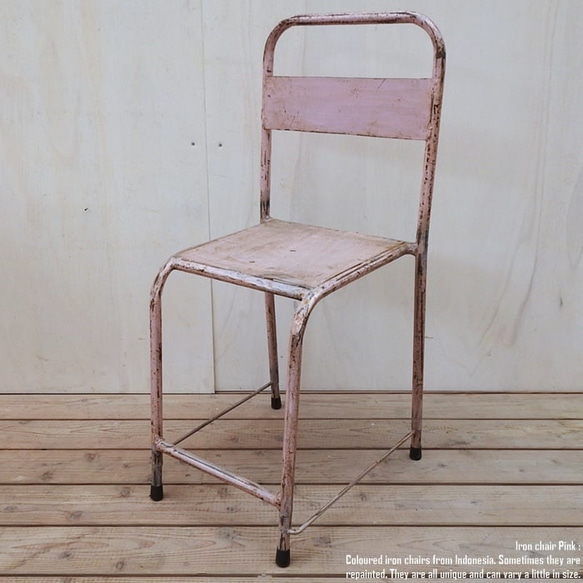 アイアンチェア ピンク 鉄製 スツール 椅子 いす スチール スタッキング インダストリアル 工業系 ビンテージ 完成品 3枚目の画像
