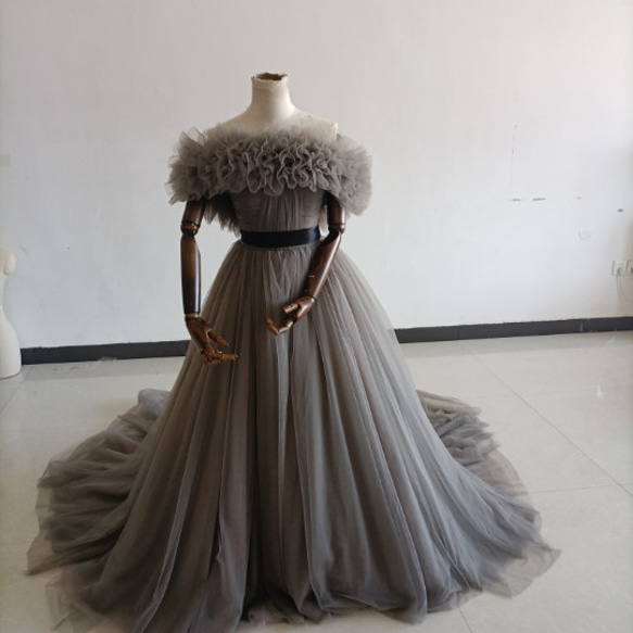 ブラウンカラードレス オフショルダーの2WAYドレス ロングトレーン  