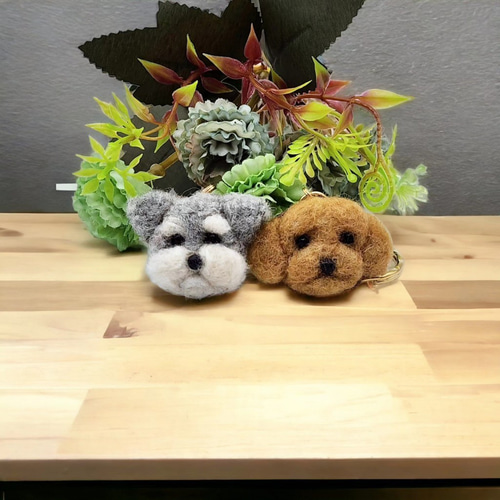 ⭐即納⭐羊毛フェルト、シュナウザーキーホルダー母の日、父の日、誕生