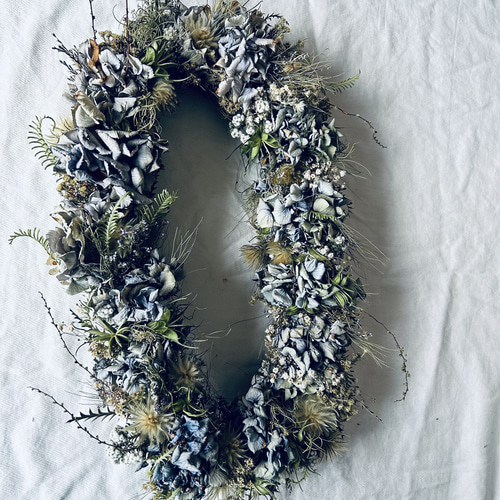 ドライフラワーのオーバルリースBlue Wreath