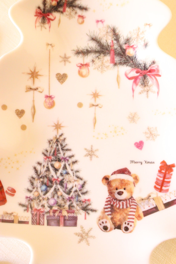 くまさんのクリスマス★ツリーとテディベアのツリー型プレート・インテリアプレート「ポーセラーツ」 3枚目の画像
