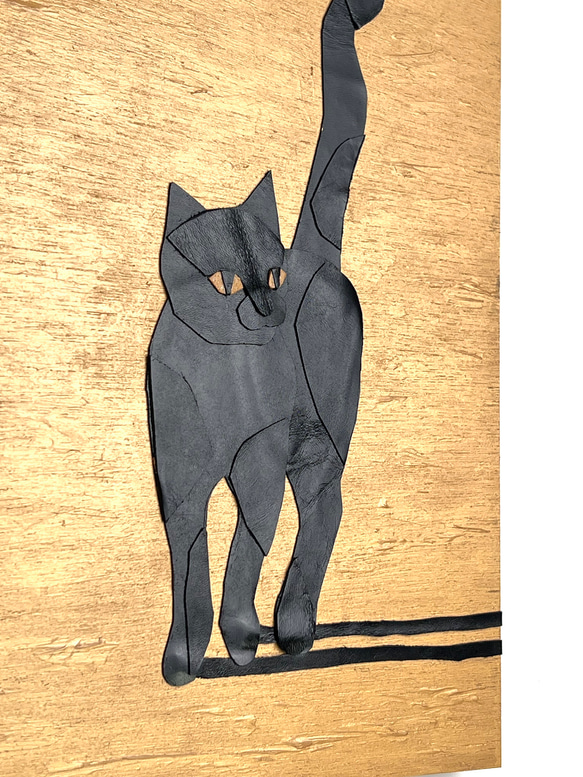 レザーのコラージュアート（クロネコ） 黒猫 A4サイズ 木製パネル 5枚目の画像