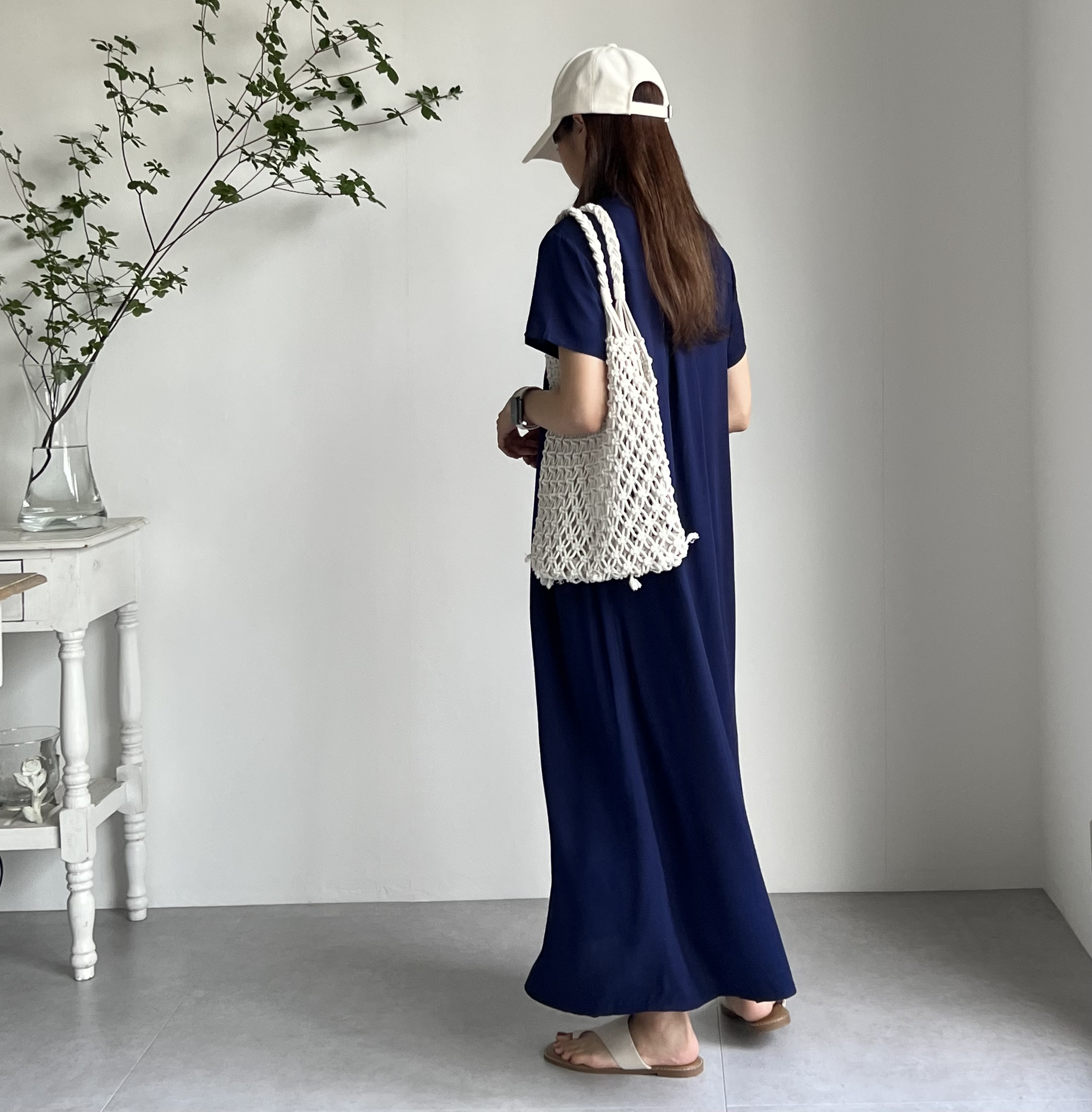 人気 送０テロンと１枚で着れる 冷感夏生地の半袖ワンピース 細見えワンピース トールサイズも【半袖ネイビーワンピ−ス】