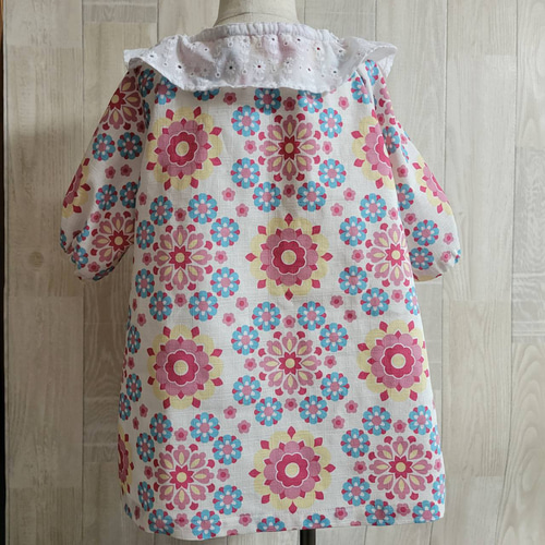 数量限定】80～150size 大きな花柄ピンク 半袖スモック フリル襟  