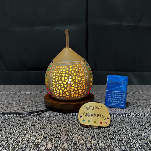 ひょうたんランプ　金属台座付き 9403f053615e7be402aa60c42c8829