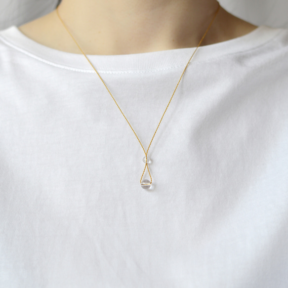crystal × silk necklace ( yellow gold ) 一粒クリスタル 絹糸 ネックレス 7枚目の画像