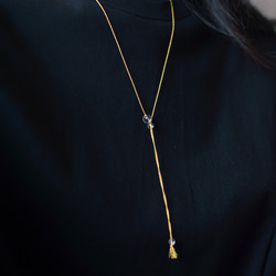 crystal × silk necklace ( yellow gold ) 一粒クリスタル 絹糸 ネックレス 8枚目の画像