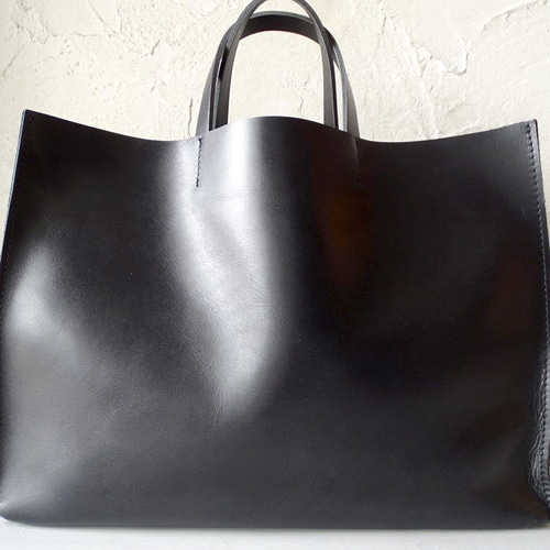 A4対応 PCバッグ 底板付 手持ち ビジネス シンプル 革 オリジナル