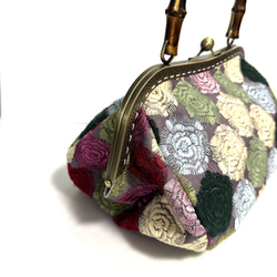 Ｉ刺繍シリーズ  pjc 「モネのバラ」薄紫色　バンブーバッグ  和装にも… 3枚目の画像