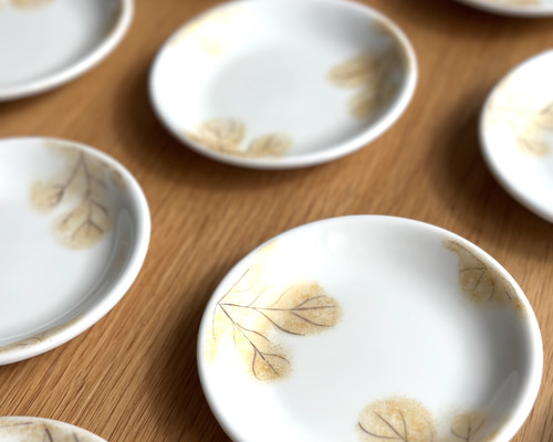 京焼・清水焼】京都 水野春陽窯 上絵 菊の葉 豆皿 薬味皿・豆皿 水野