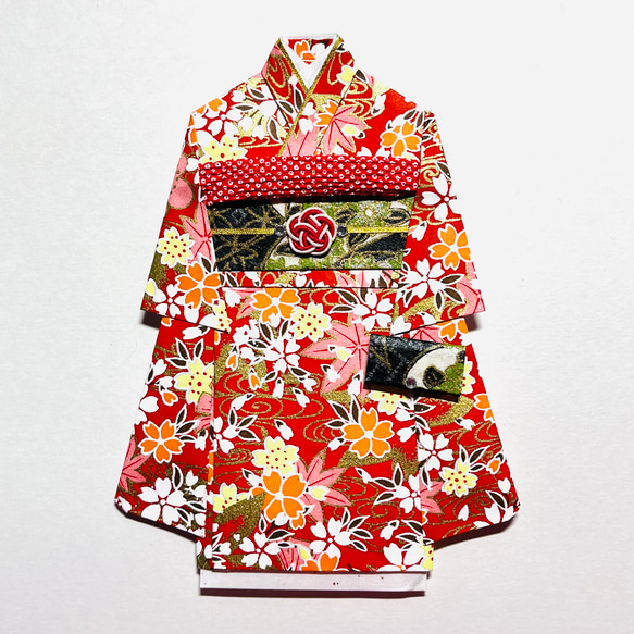 着物のポチ袋564 QUOカードサイズ　赤地　桜　流水 1枚目の画像