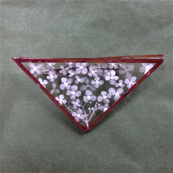 「紫陽花A」GLASS白灰釉画ブローチ　透明　アクセサリー　野草　野の花 3枚目の画像
