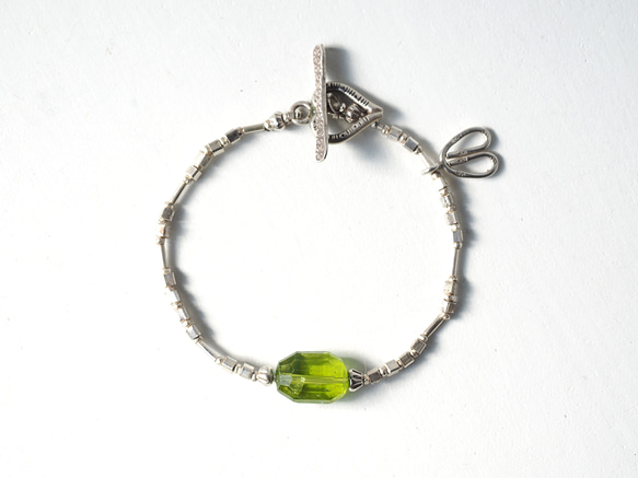 -Peridot- silver bracelet 2枚目の画像