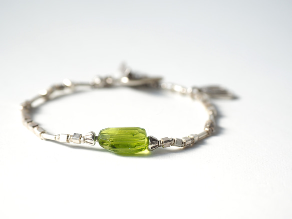 -Peridot- silver bracelet 3枚目の画像