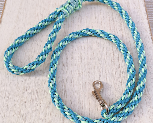 パラコードリード リード・首輪 あ～ちゃん 通販 16103580｜Creema