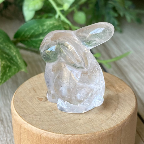 エネルギーを浄化して運を上げる/水晶うさぎ/パワー 天然石 ストーン