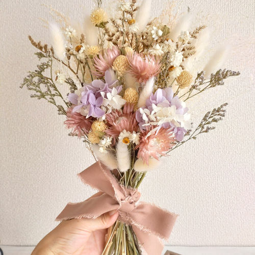 クラッチブーケ スワッグ＊ブートニア付 小さめ~シルバーデージー 小花