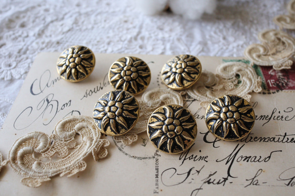 フランス 20㎜ アンティークボタン A1395 ゴールド ボタン vmt antique