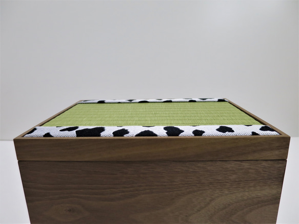 和紙畳飾り台収納BOX　カウ柄 3枚目の画像