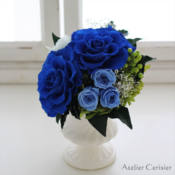 プリザーブドフラワー＜ブルーローズ＞ アレンジメント 青い薔薇 ＃２【お祝い】 2枚目の画像