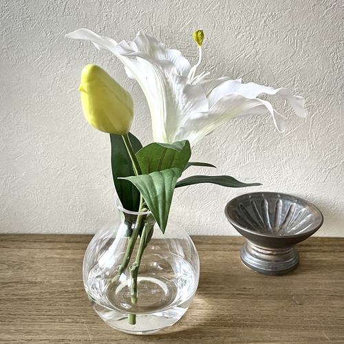ラッピング無料☆カサブランカ ユリ 白 ガラス花器 マジカルウォーター