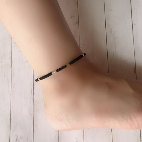 再販×5》大人な足元〜ブラックなペアミサンガアンクレット