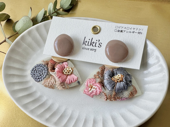 2wayインド刺繍リボンピアス 2枚目の画像