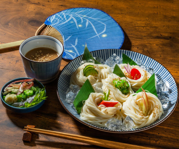 ［10人前］【太口】小豆島手延べ太そうめん　1kg　素麺　そうめん　ひやむぎ　冷麦　小豆島　御贈答　ギフト 1枚目の画像