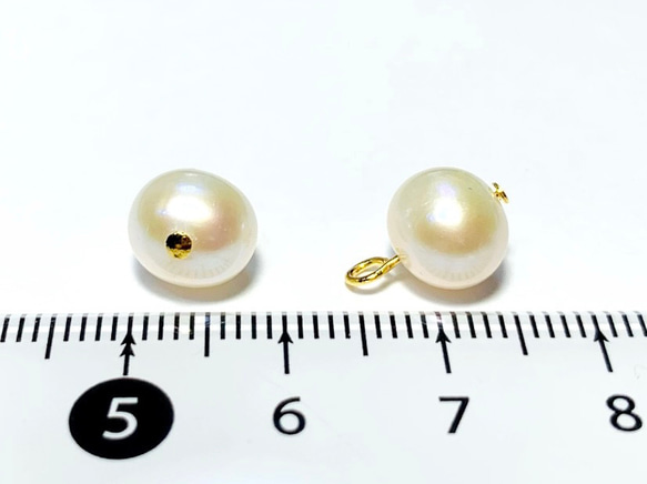 【淡水真珠チャーム】ポテト8～9mm　2個　ハンドメイド素材 4枚目の画像