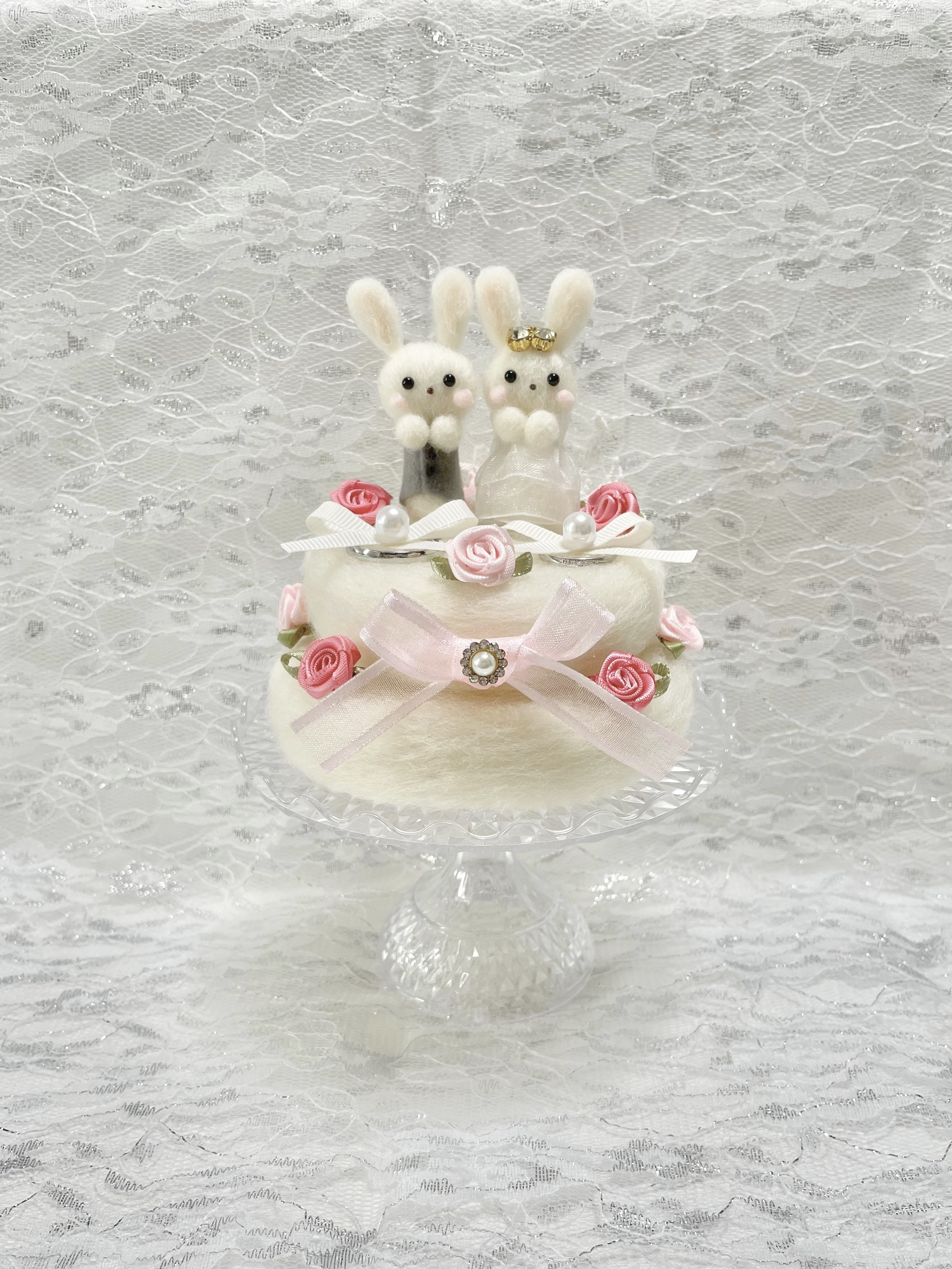 【受注製作】新郎新婦うさぎさんのウェディングケーキリングピロー