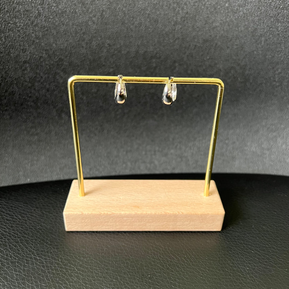 小ぶり  ゴールド シルバー シンプル ピアス 7枚目の画像