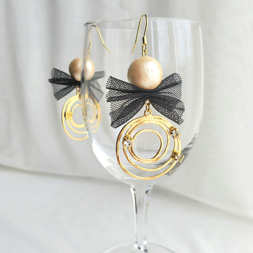 ハンドメイド　コットンパール　リボン　イヤリング ハンドメイドコットンパールリボンイヤリング