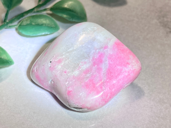 チューライト✨ ピンク 翡翠 原石 タンブル 桃簾石 天然石 東洋占星術
