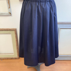 成人裙❤️ 鬆緊腰蓬鬆裙子 海軍藍（尺寸 L 至 LL） 第3張的照片